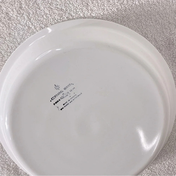 Vintage Corningware  Blue Cornflower Round Pie Plate Pie Dish - Picture 13 of 15